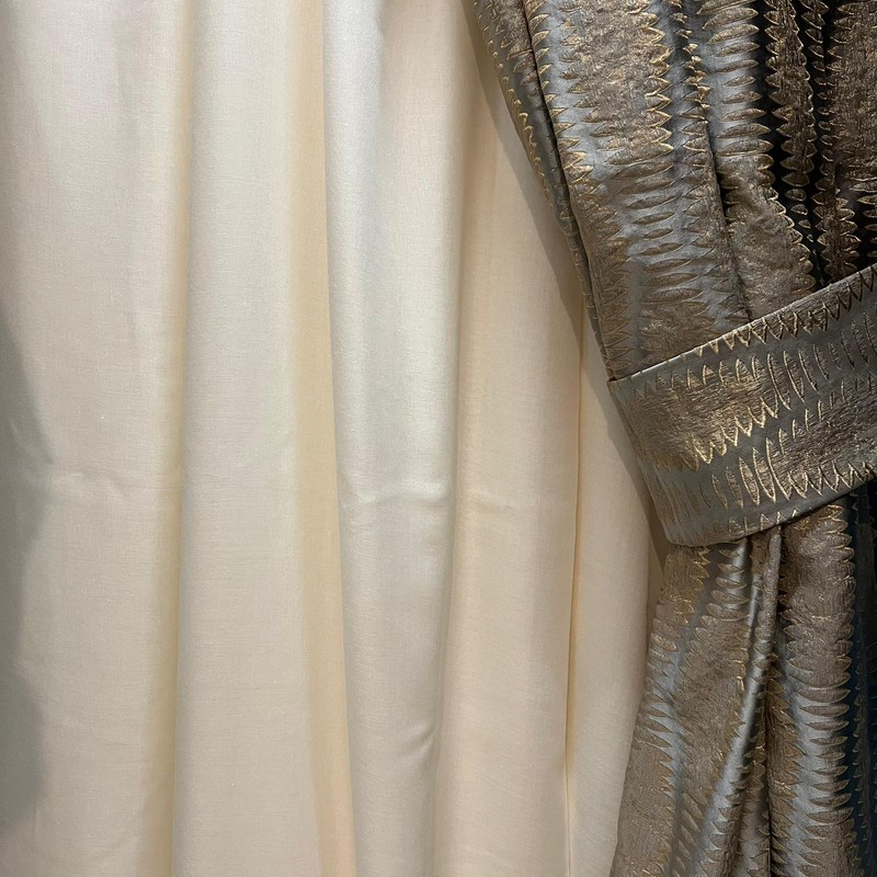 Corredo Camera da Letto Completo SARLAS - Set 12 Pezzi con Trapunta, Cuscini e Tende 2