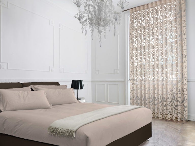 Tendaggio Su Misura in Tessuto Devoré Classico – Eleganza Artigianale Made in Italy